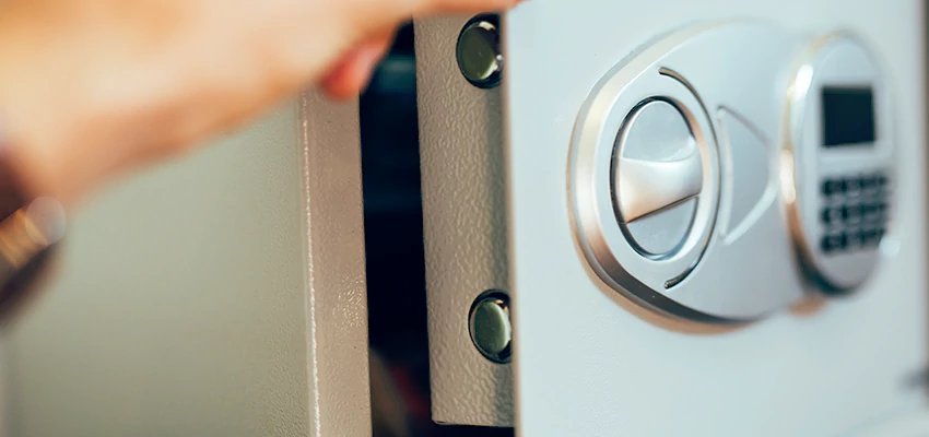 Fingerprint Safe Openers in Camp Pendleton North, CA